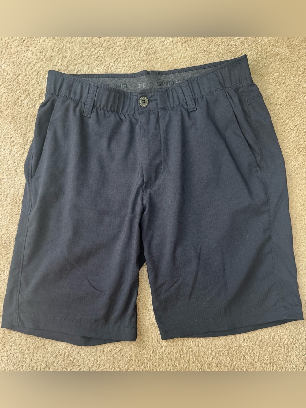 Under Armour Men’s Sz 32 Black Performance Shorts